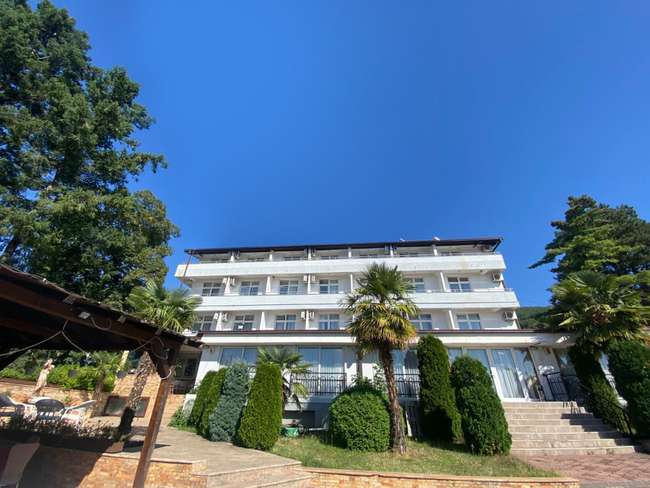 Hotel me pamje nga liqeni në Ohër - 2