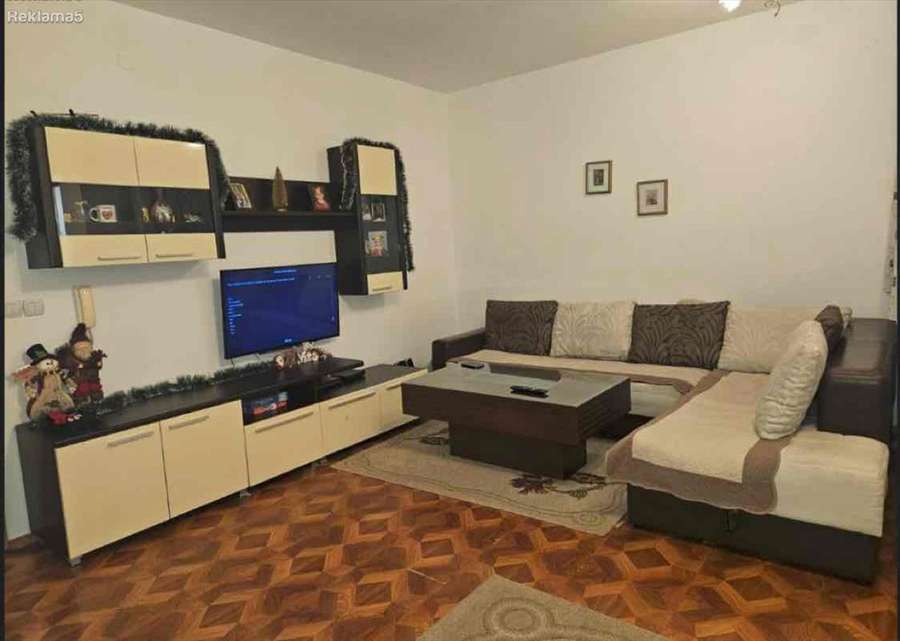 Apartament në Qendër - 1