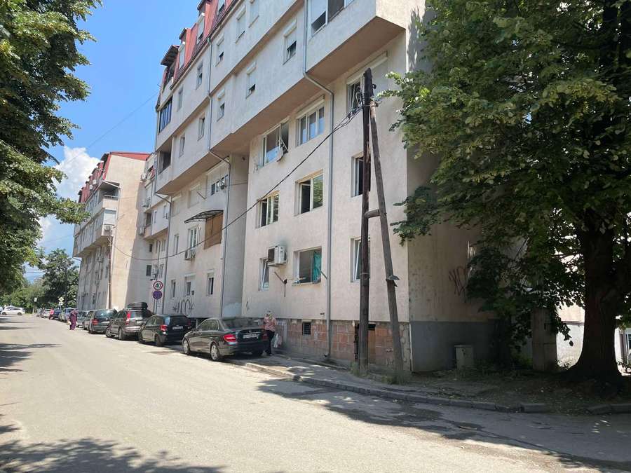 Apartment for Renovation in Topansko Pole - 1