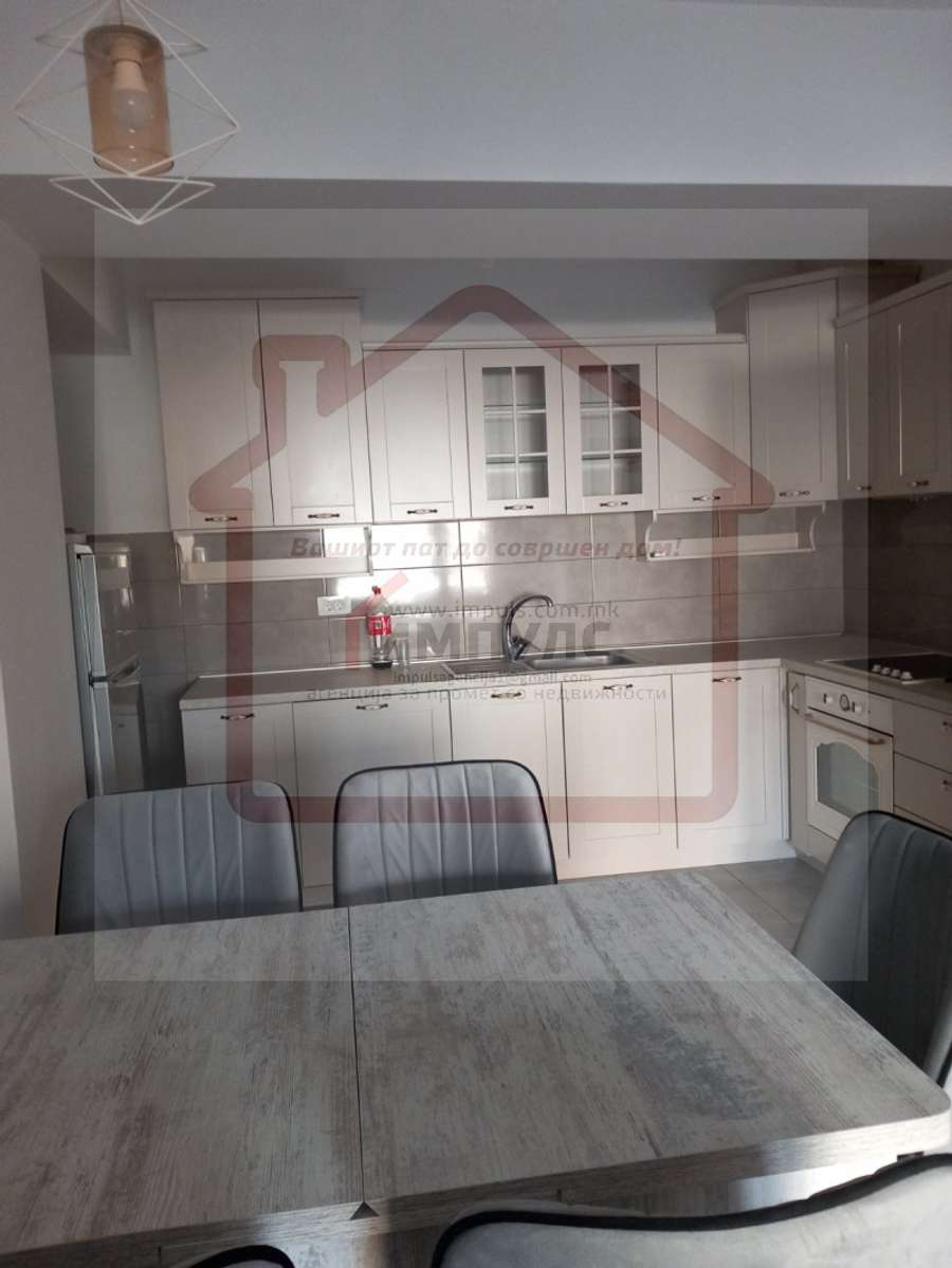 PËR QIRA APARTAMENT TRE DHOMASH TË KOMOD ME LOKACION NË AERODROM - 1