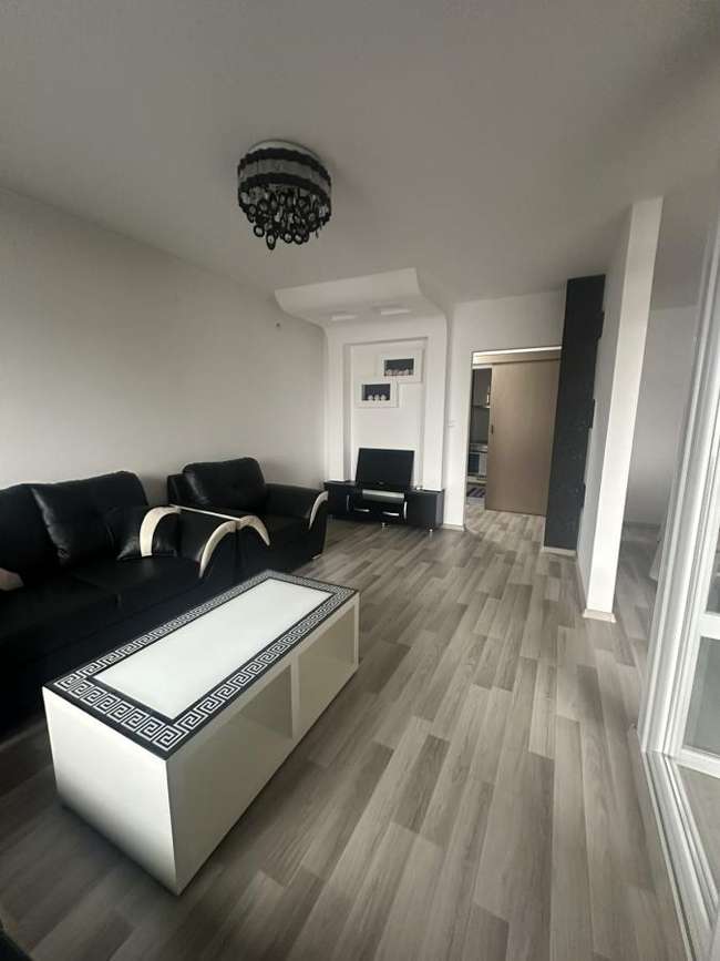 Apartament i rinovuar dhe i mobiluar në Aerodrom - 2