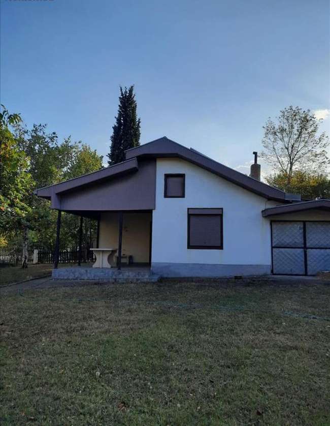 Cottage by the lake – Tikvesh - 2