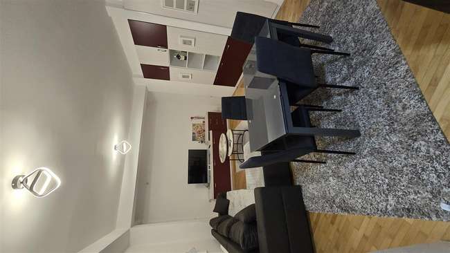 Apartament në Qendër - 3