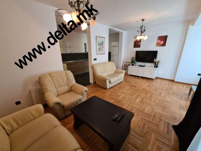 Spacious and luxuriously furnished three-bedroom apartment in the Center - 3