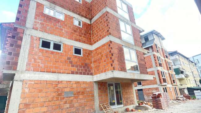 CHOJS-Three-room apartment on 7th November Street image