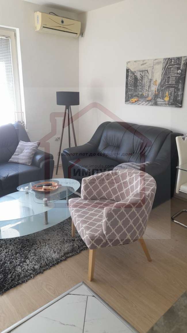 FOR RENT THREE-BEDROOM APARTMENT IN STRICT CENTER - 3