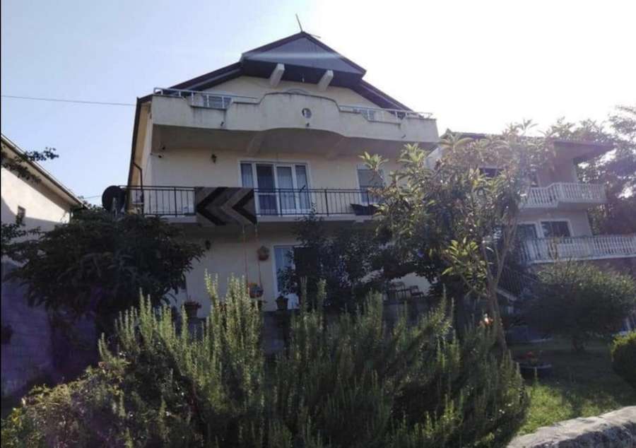 Shtëpi me pamje nga Liqeni i Doyranit - 1