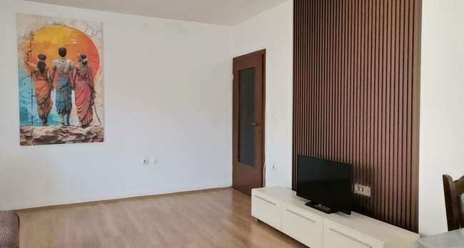 Apartament i ri, i mobiluar me tre dhoma gjumi në Qendër - 3