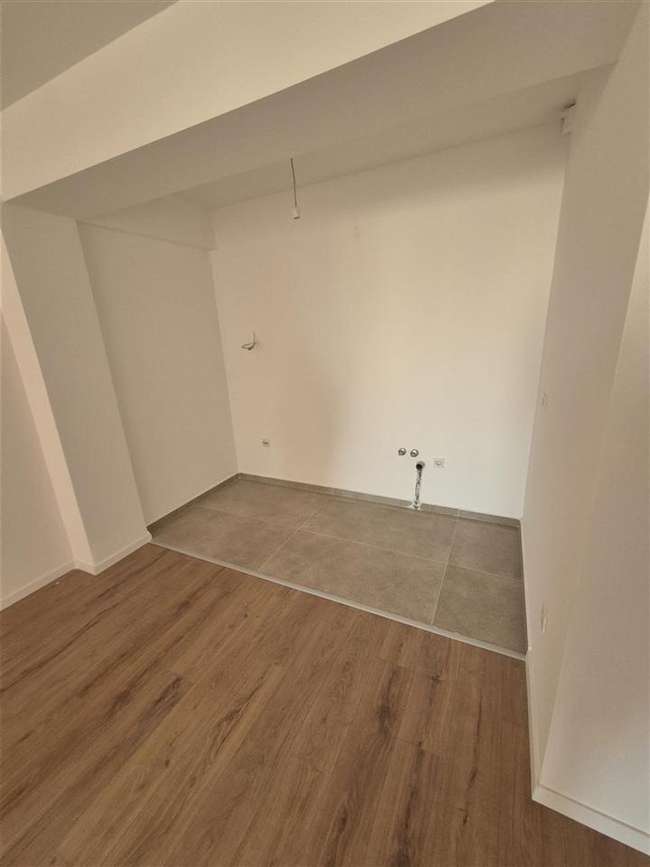 Apartament i ri 70m2 në Çair - 2