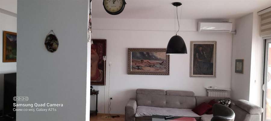 Apartament me tre dhoma gjumi për qira në Novo Lisice - 1