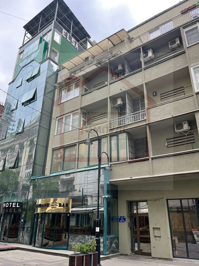 PËR SHITJE APARTAMENT FUNKSIONAL ME TRE DHOMA NË RRUGËN MAQEDONIA - 2