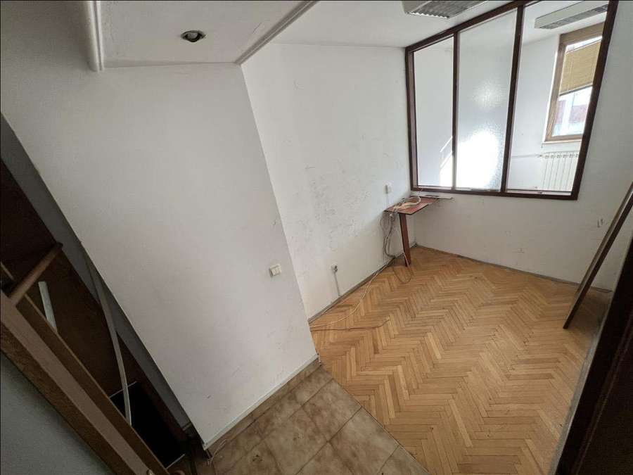 Apartment - View 5