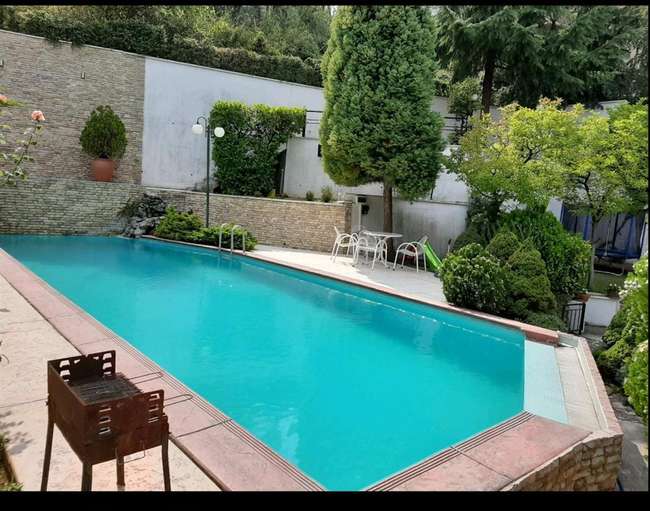 Spacious house with pool for rent in Crnice - 2
