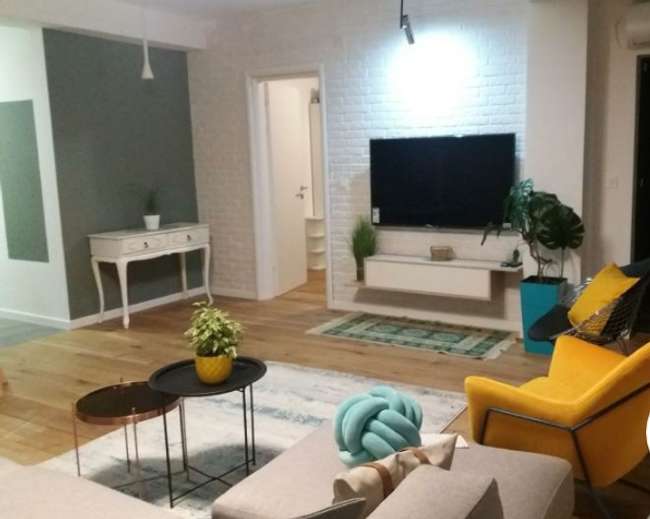 Apartament me dy dhoma gjumi për qira në Qendër - 2