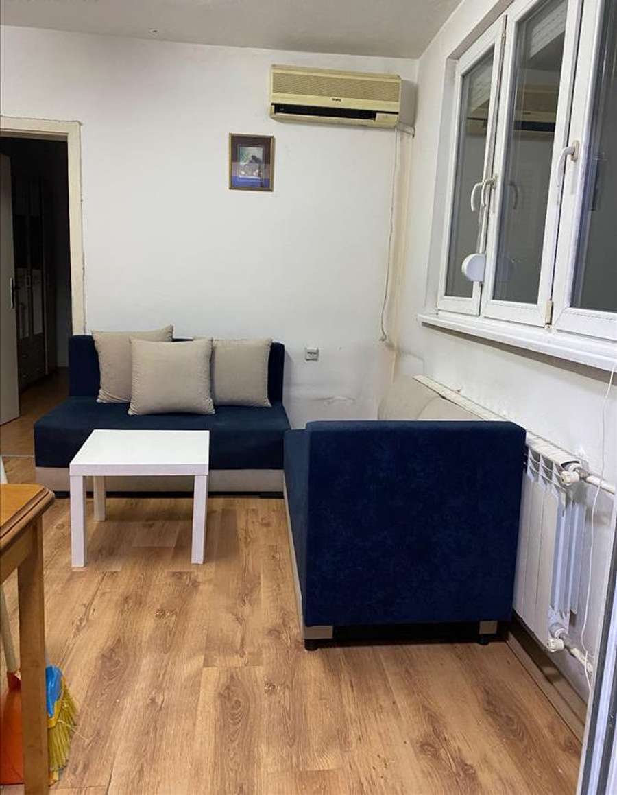 Apartament gjysmë i mobiluar me pjesë shtesë kabine - 1