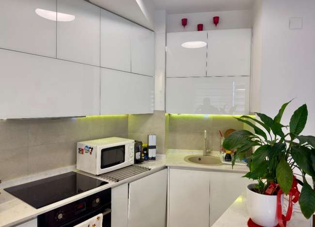 Apartament luksoz i mobiluar në 2 nivele - 3