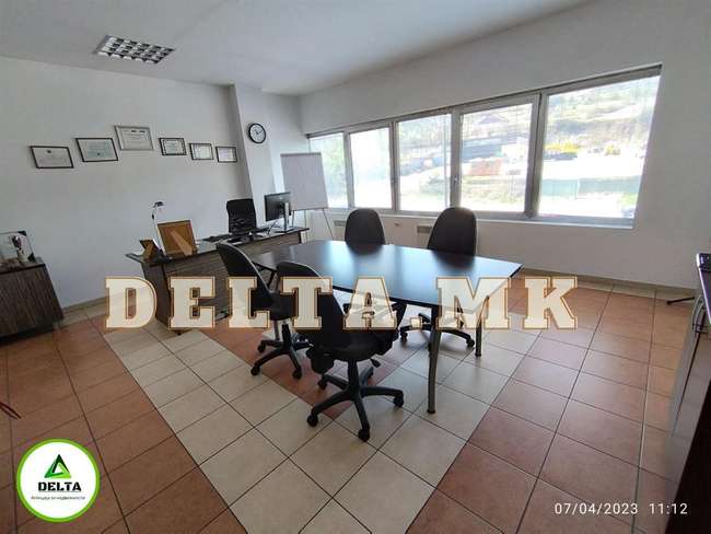 Hall with office space in Pintija image