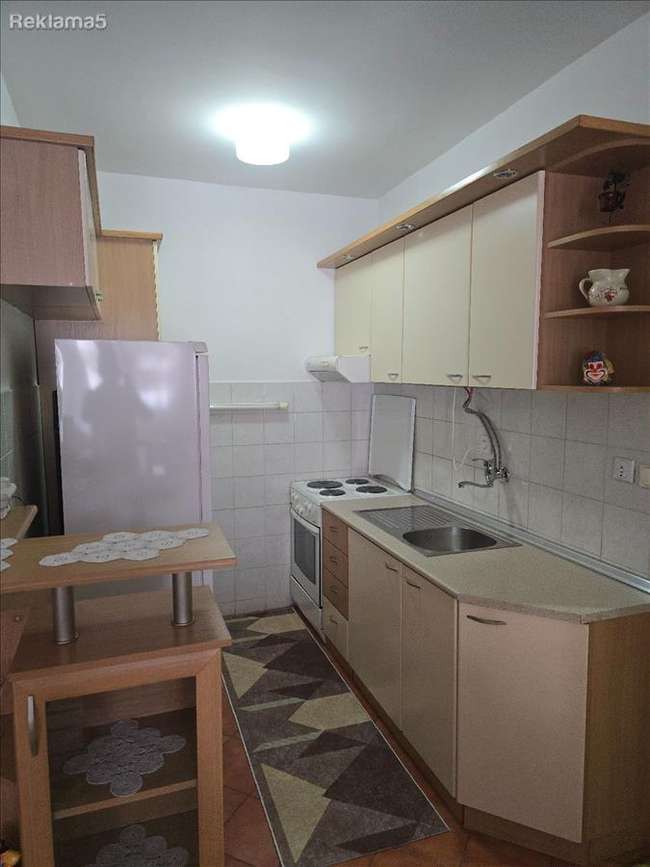 Стан во Карпош 4, кај кулите пред мостот - 2