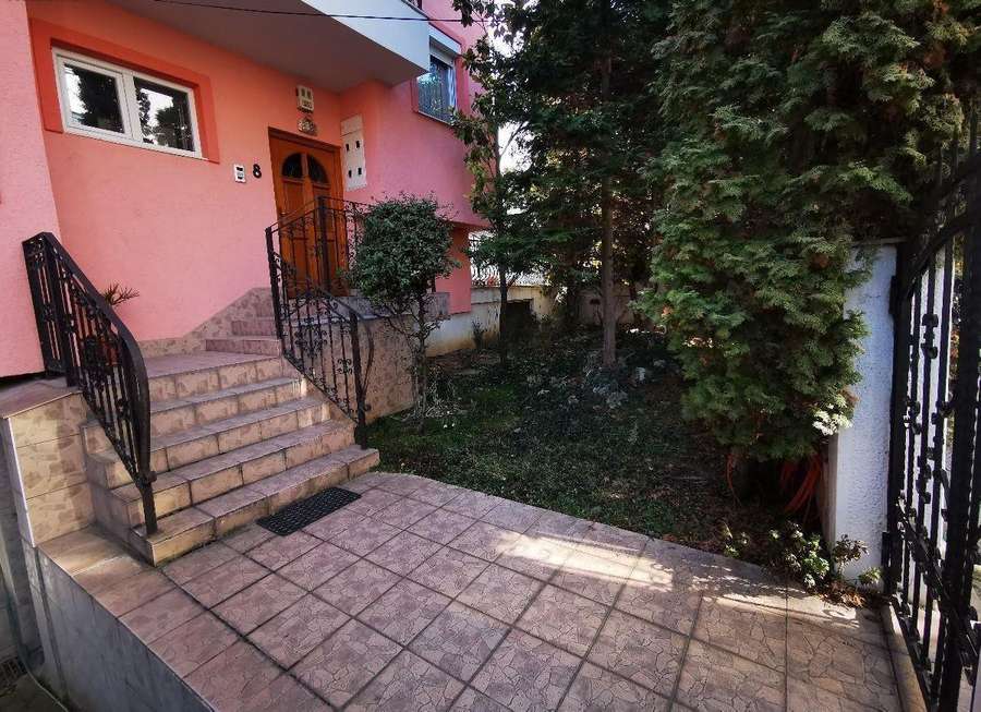 Shtëpi në Dolno Vodno - 3