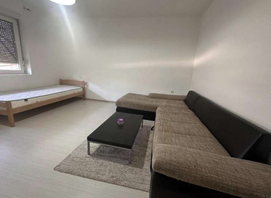 Apartament i rinovuar në qendër të Gjevgelisë - 1