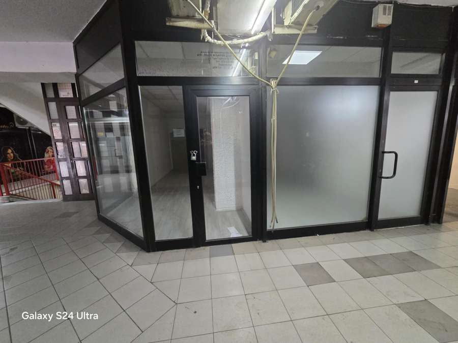 Аеродром ТЦ Бисер 41м2 дуќан на 1кат - 1
