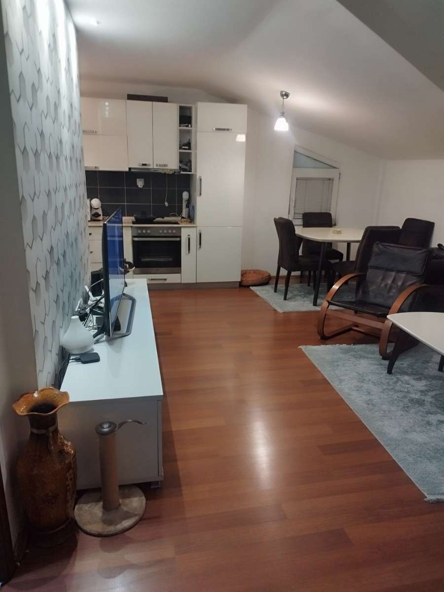 Apartament i Mobiluar në Çair - 1