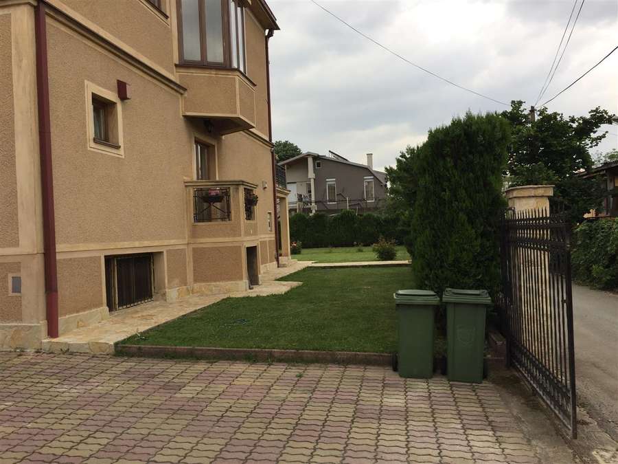 House for sale in Kisela Voda - 1