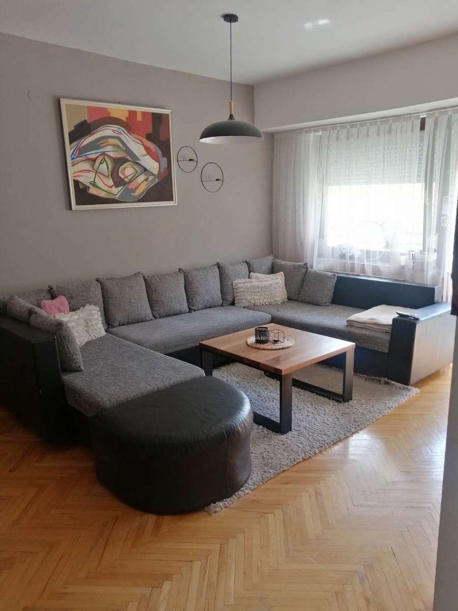 Apartament me pamje në Gjorçe - 1