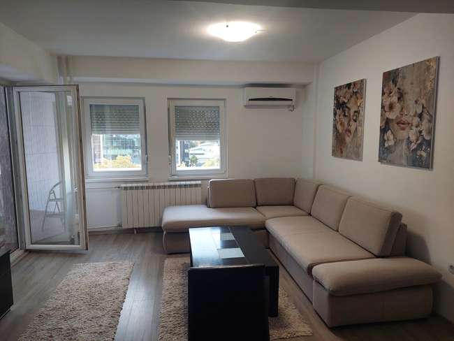 Jepet me qira apartament 2-dhomësh në Kapistec - 3