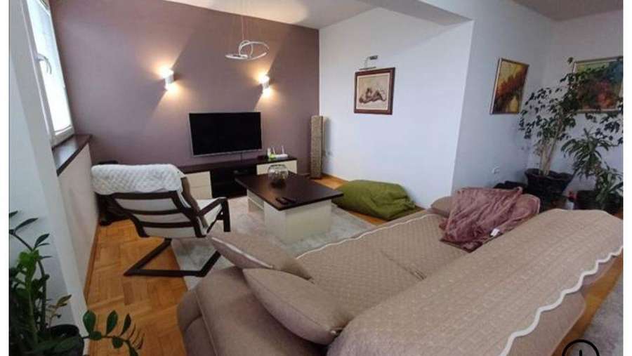Apartment in Aerodrom - 1