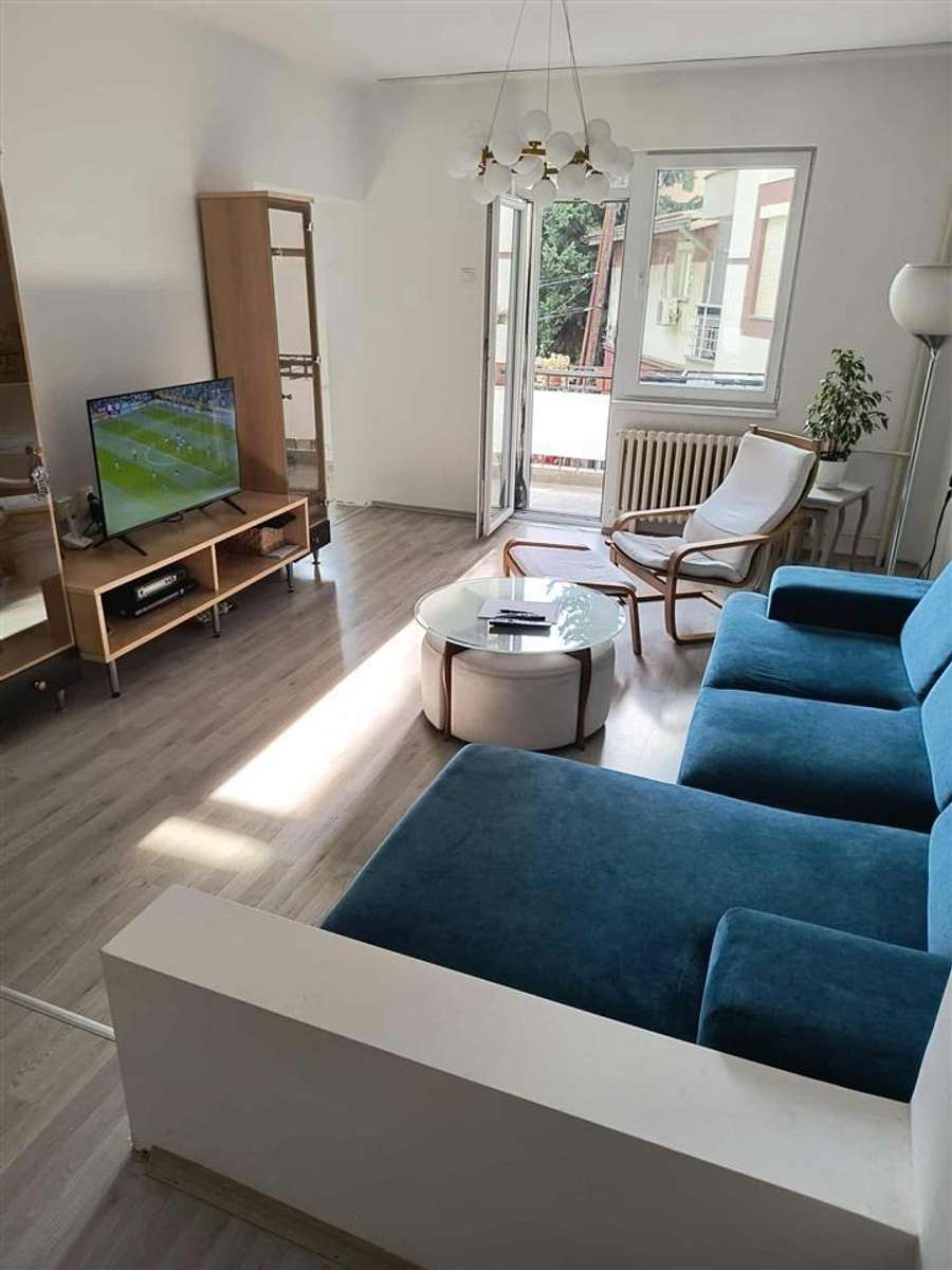 Jepet me qira apartament 4 dhoma në Qendër, Bunjakovec - 1