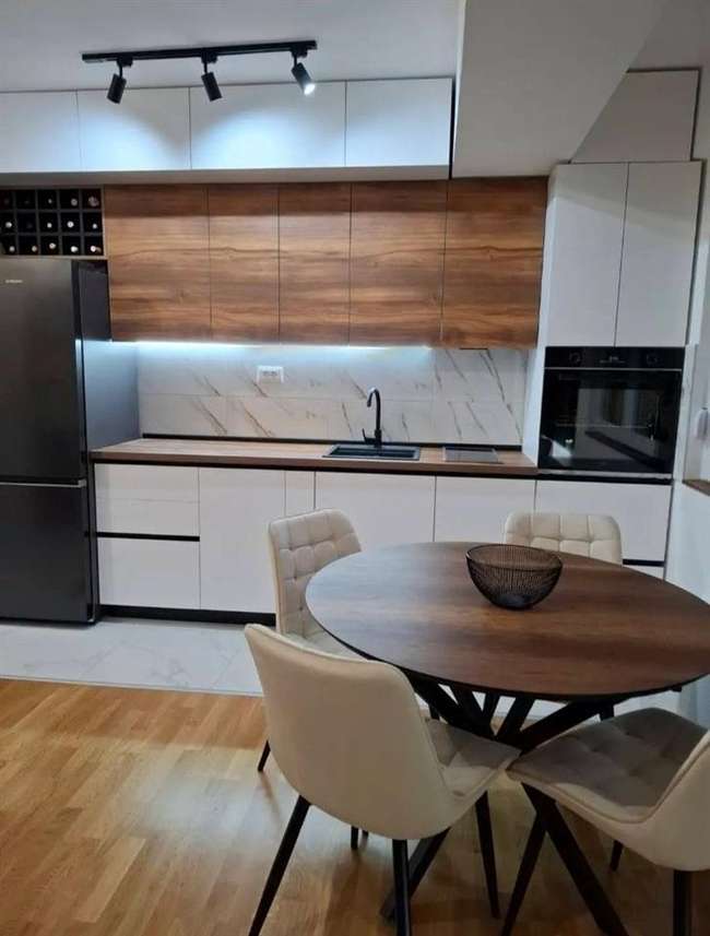 Apartament i ri i pabanuar në Qendër Debar Maalo - 2