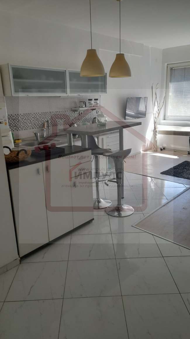 FOR RENT THREE-BEDROOM APARTMENT IN STRICT CENTER - 2