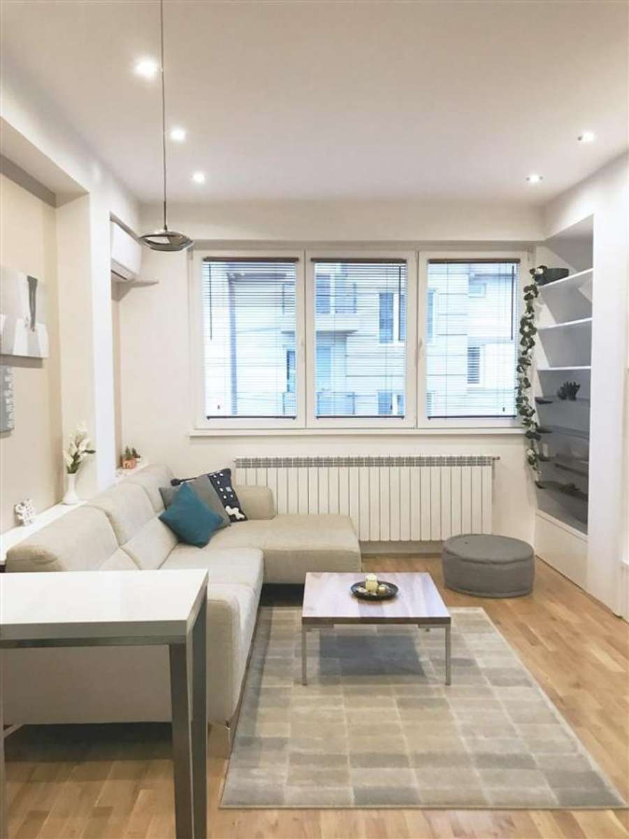 Apartament i mobiluar shkëlqyer në Kozle - 1