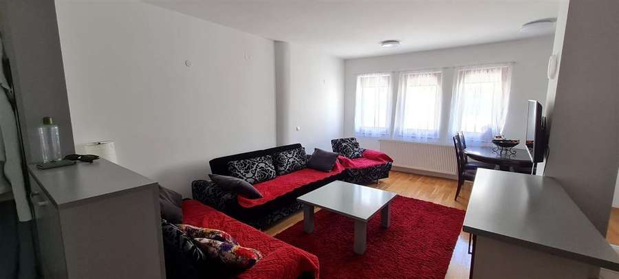 Apartament me katër dhoma për qira në Taftalidze 1 - 1