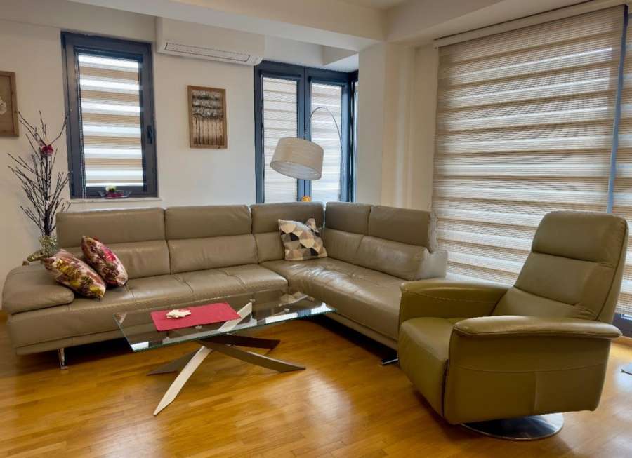 Apartament luksoz i mobiluar në 2 nivele - 1