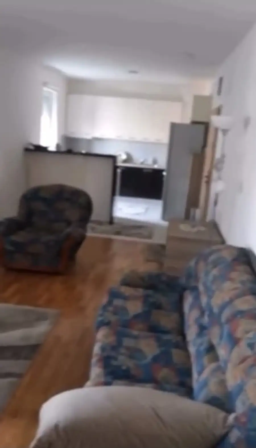 Shitet apartament 3-dhomësh në Qendër, afër Pestalozzi - 3