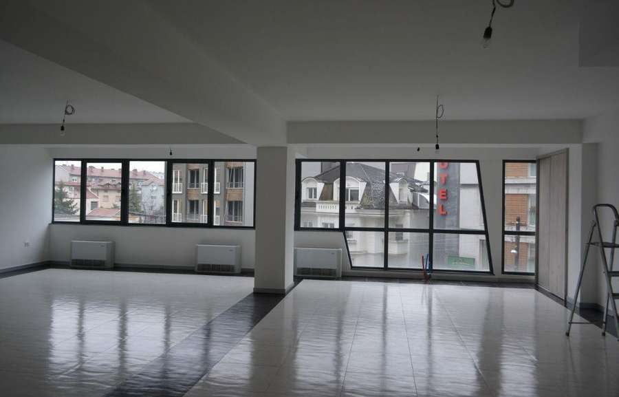 Business Space in Center, Partizanska with Parking - slika 2