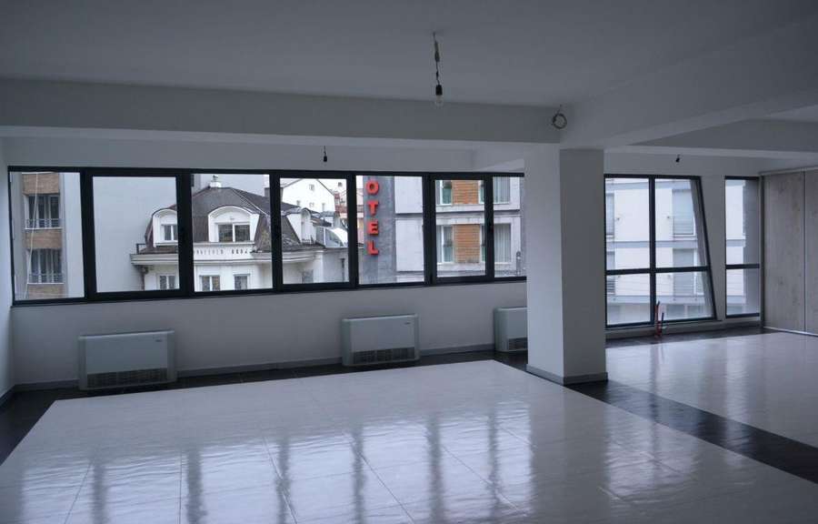 Business Space in Center, Partizanska with Parking - 3