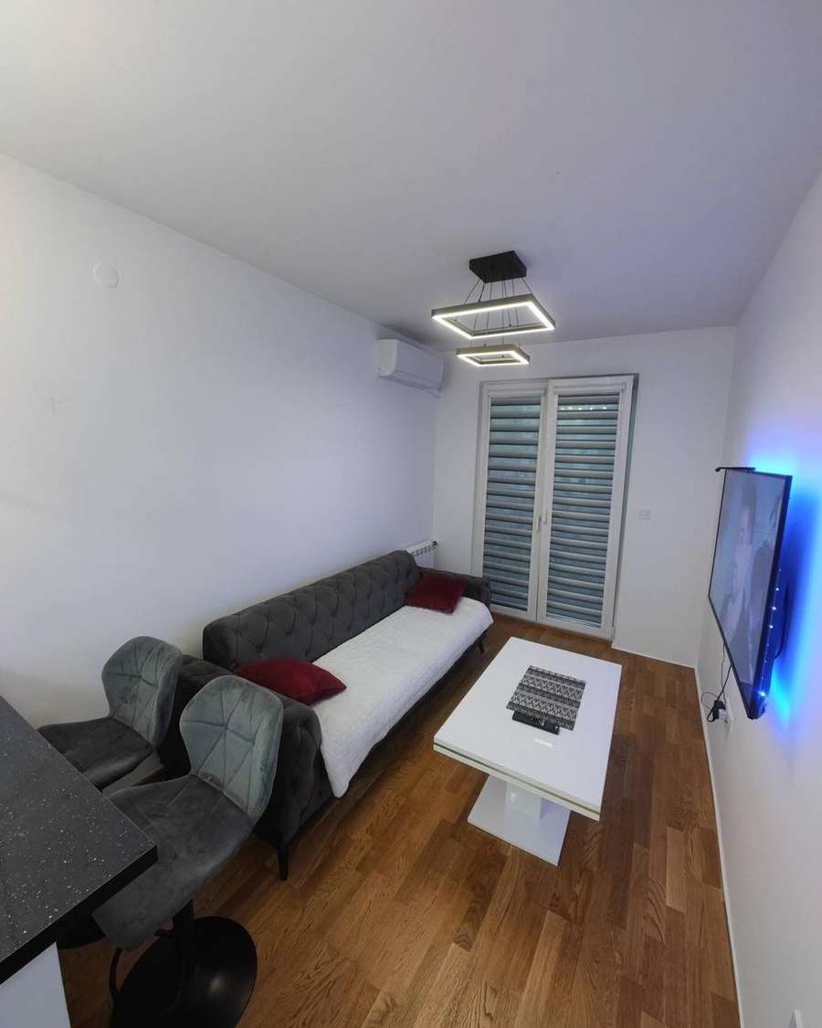 Стан во Аеродром во Golden Art - 1
